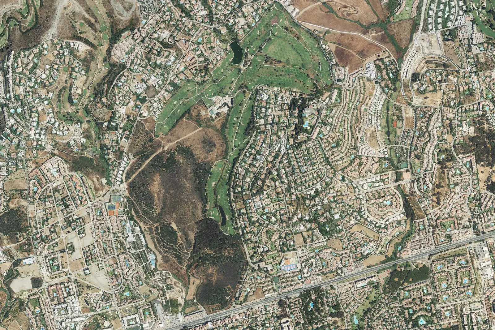 El Paraiso desde el aire en 2022